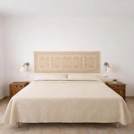 Peaceful Abbaechelu B4 1 Bedroom Sleeps 4 Unit 2 포트 빌리지