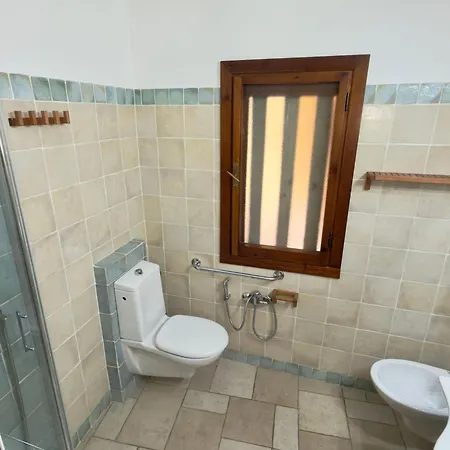 Peaceful Abbaechelu B4 1 Bedroom Sleeps 4 Unit 2 * 포트 빌리지