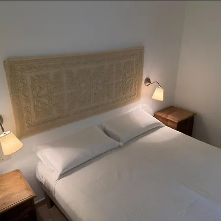 Peaceful Abbaechelu B4 1 Bedroom Sleeps 4 Unit 2 아파트 *