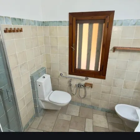 Peaceful Abbaechelu B4 1 Bedroom Sleeps 4 Unit 2 * Fort Village