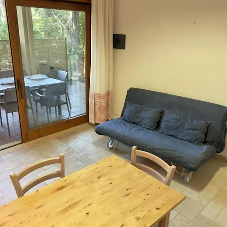 Peaceful Abbaechelu B4 1 Bedroom Sleeps 4 Unit 2 Appartamento